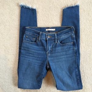 Levi’s 710 Women’s Super Skinny Distressed Jeans